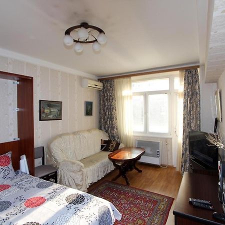 Cozy Apartment In The Center Of Erevan Exterior foto